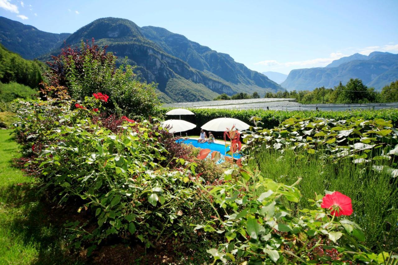 Engadiner Apartments & Wines Montagna Exteriér fotografie